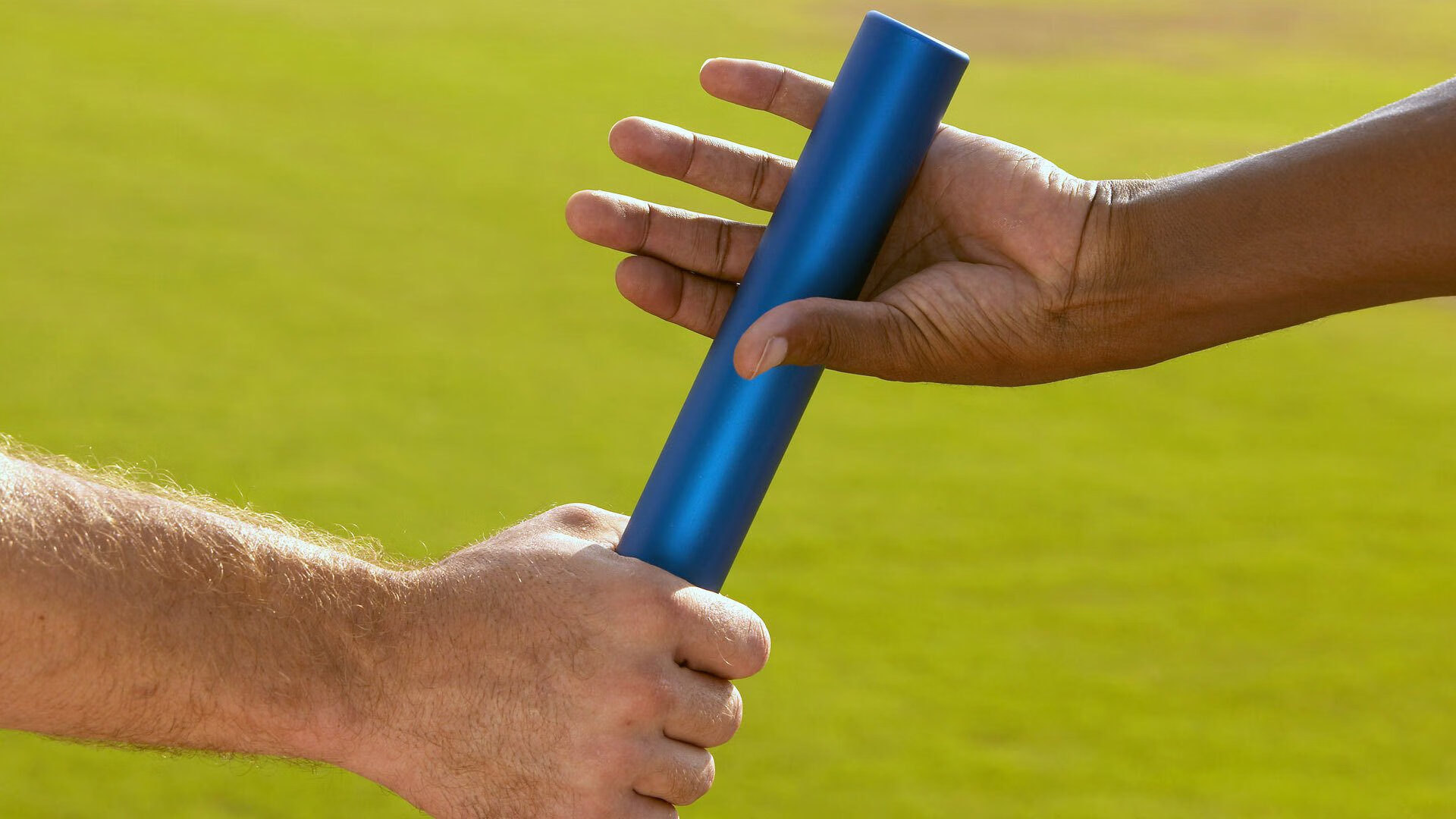 城市争办大型赛事竞争激烈，基础设施成筹办关键，举办大型赛事对城市发展